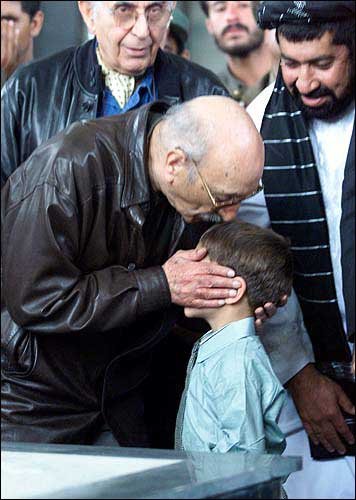 Fichier:Retour du Roi en 2002.jpg