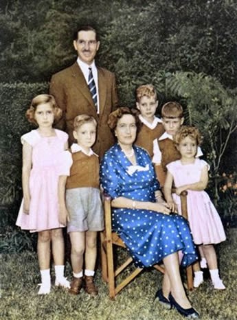 Fichier:La famille de Pierre -Gaston d'Orléans-Bragance.jpg