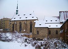 Fichier:220px-Anežský klášter, kostely svatého Salvátora a Františka.jpg